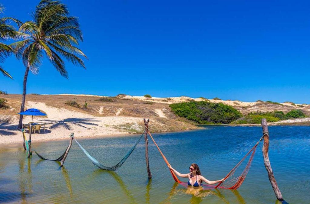 Praia Tabuba Do Morro Branco Suite 04 Pessoas Beberibe Exteriör bild